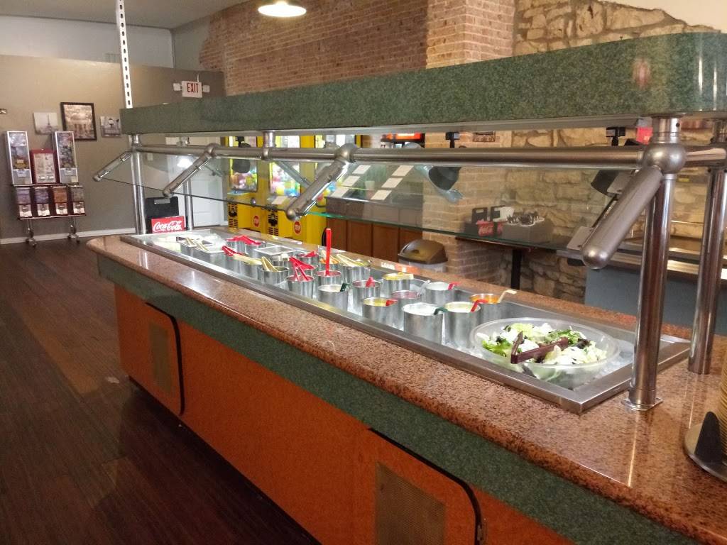 Milanos Pizza | restaurant | 305 S Main St, McGregor, TX 76657, USA | 2542364177 OR +1 254-236-4177