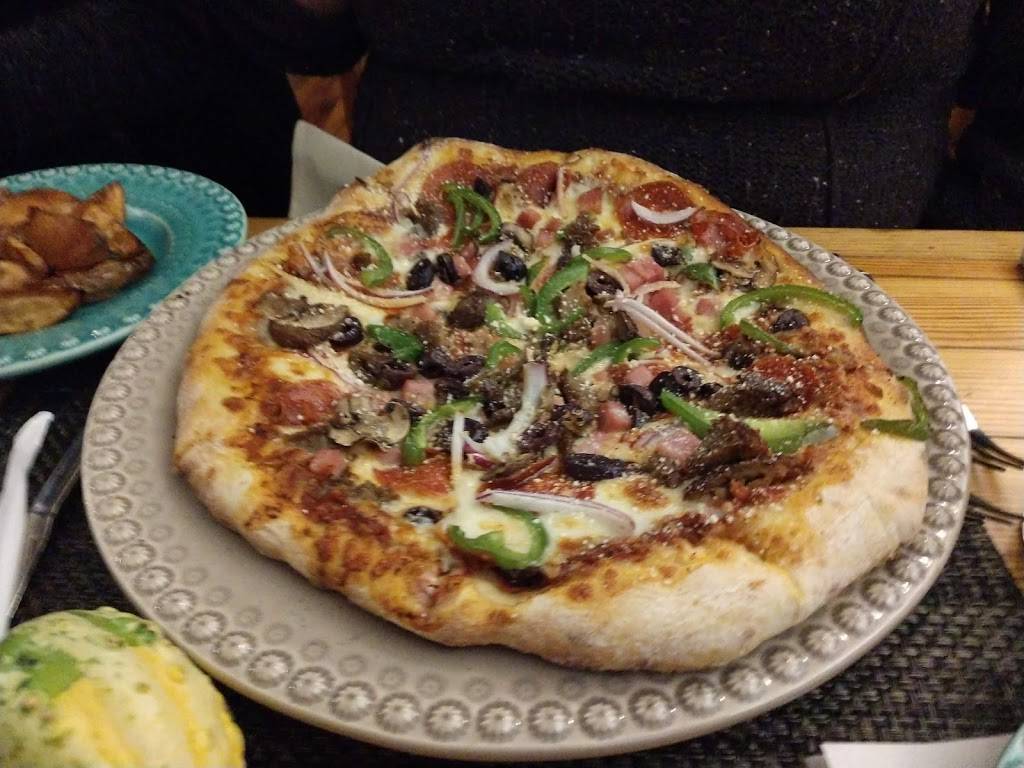 The Palisades Restaurant | restaurant | 168 Village St, Eggleston, VA 24086, USA | 5406262828 OR +1 540-626-2828