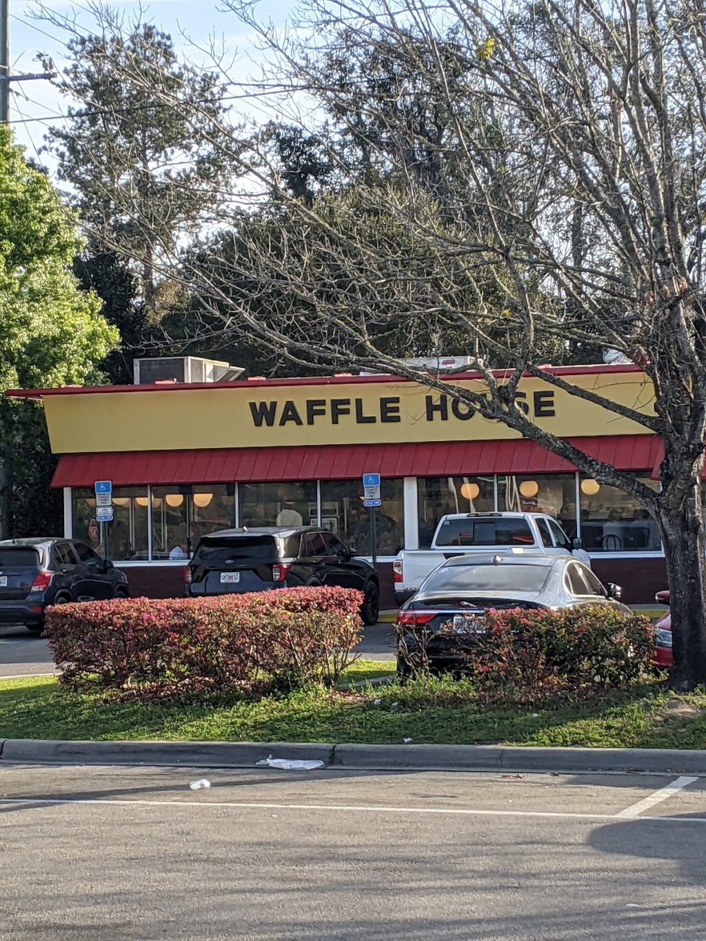 Waffle House | meal takeaway | 3090 Walden Rd, Tallahassee, FL 32317, USA | 8506711446 OR +1 850-671-1446