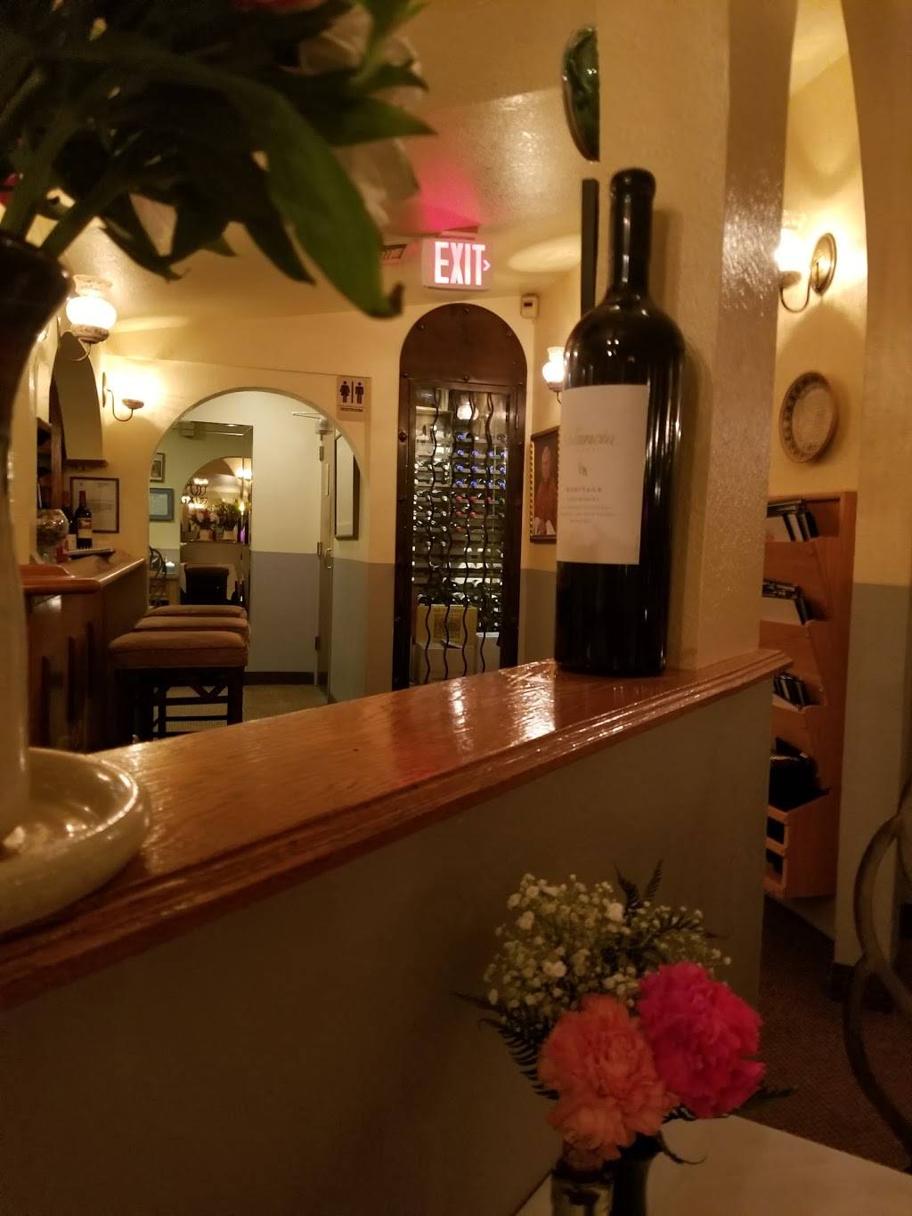 Michelinas Italian Restaurant | restaurant | 3241 E Shea Blvd, Phoenix, AZ 85028, USA | 6029968977 OR +1 602-996-8977