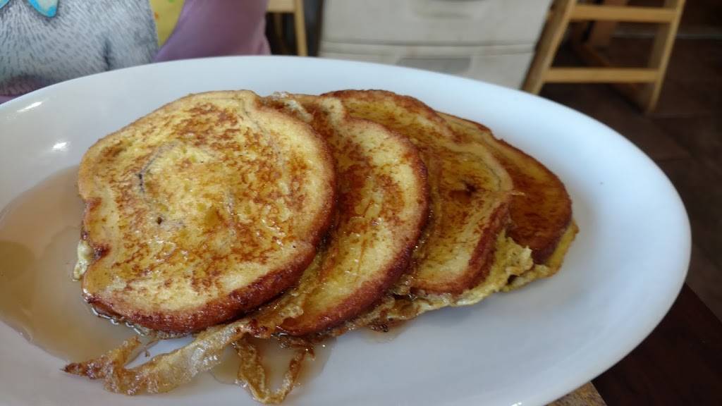 Uptown Coney Island | restaurant | 1555 S Main St, Chelsea, MI 48118, USA | 7344331012 OR +1 734-433-1012