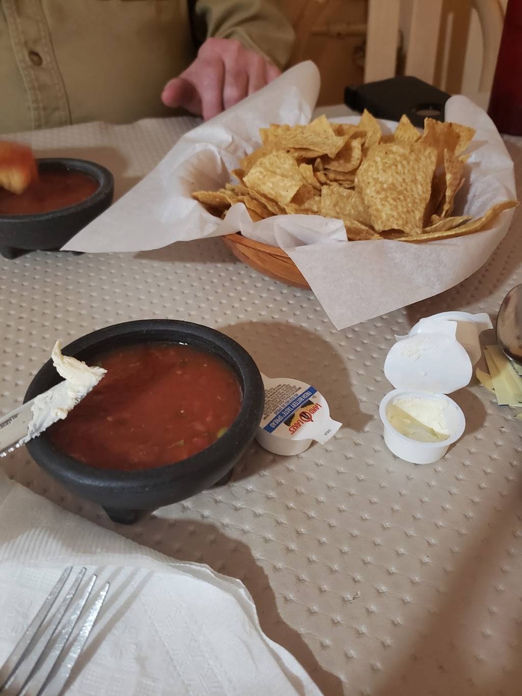 Terrell Cafe | restaurant | 801 E Moore Ave, Terrell, TX 75160, USA | 9725245401 OR +1 972-524-5401