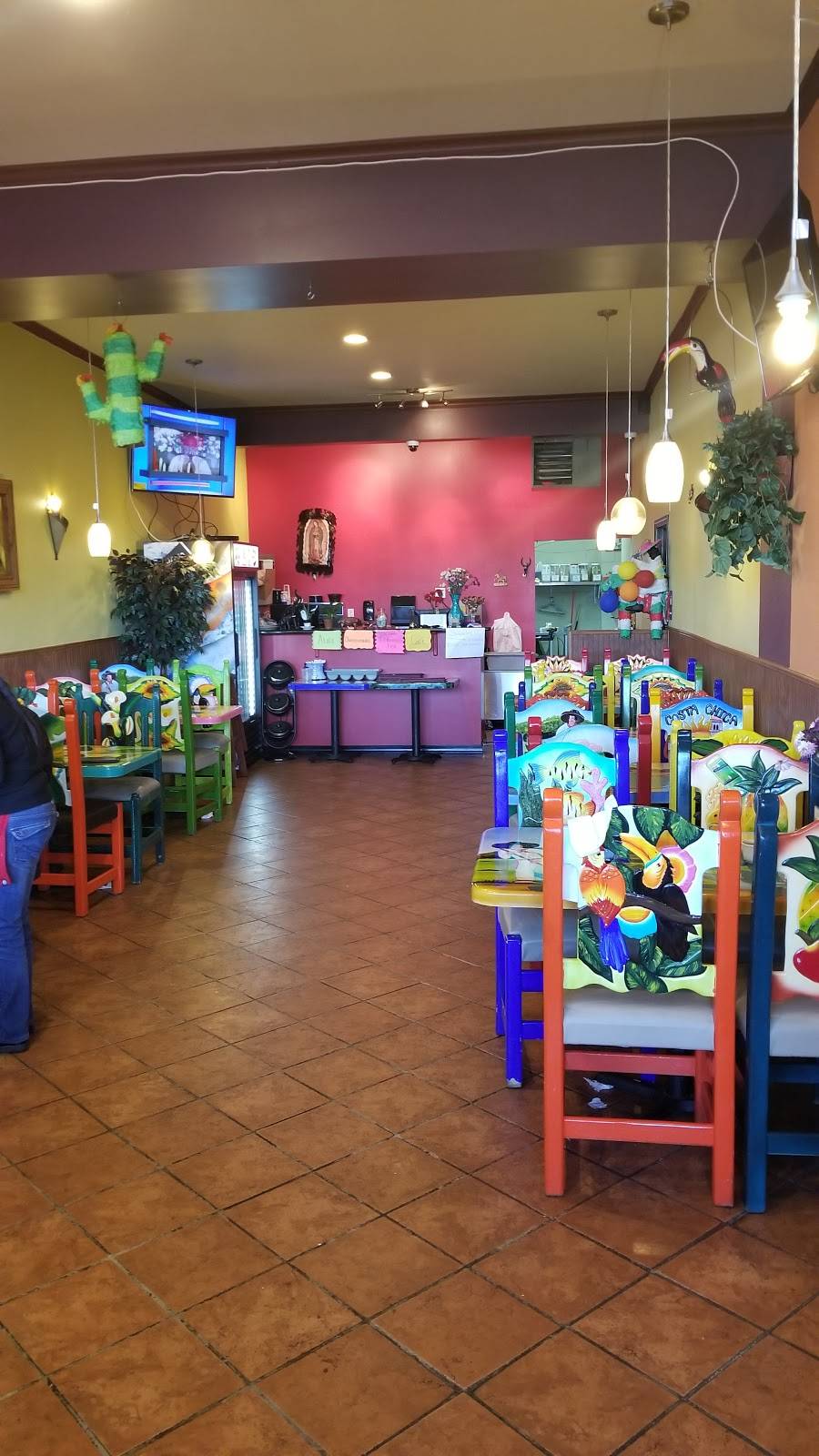 Taqueria Cuautla | restaurant | 217 SW 152nd St, Burien, WA 98166, USA | 2066832843 OR +1 206-683-2843