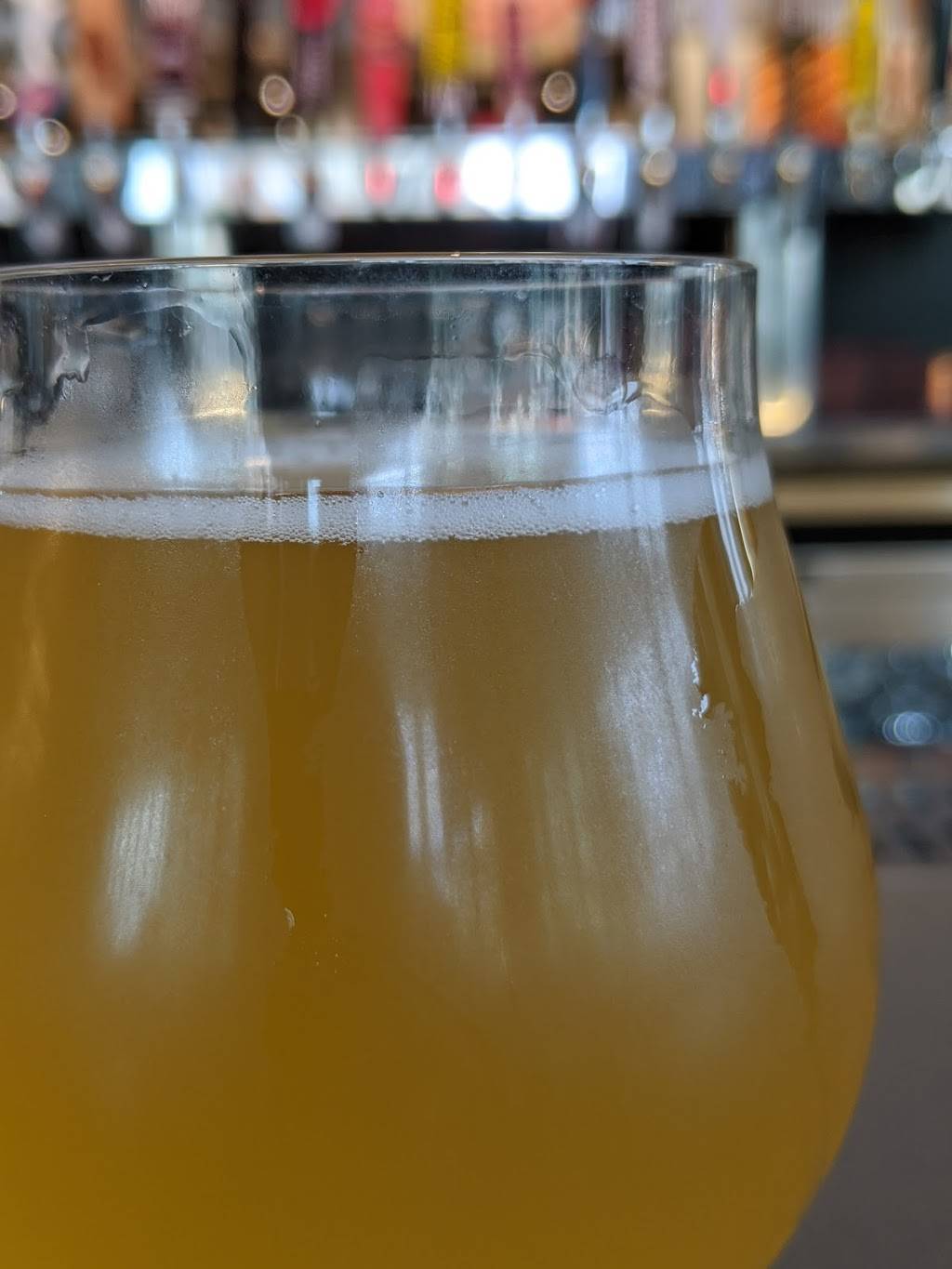 Stage 71 | restaurant | 3401 W Olive Ave, Burbank, CA 91505, USA | 8182395380 OR +1 818-239-5380