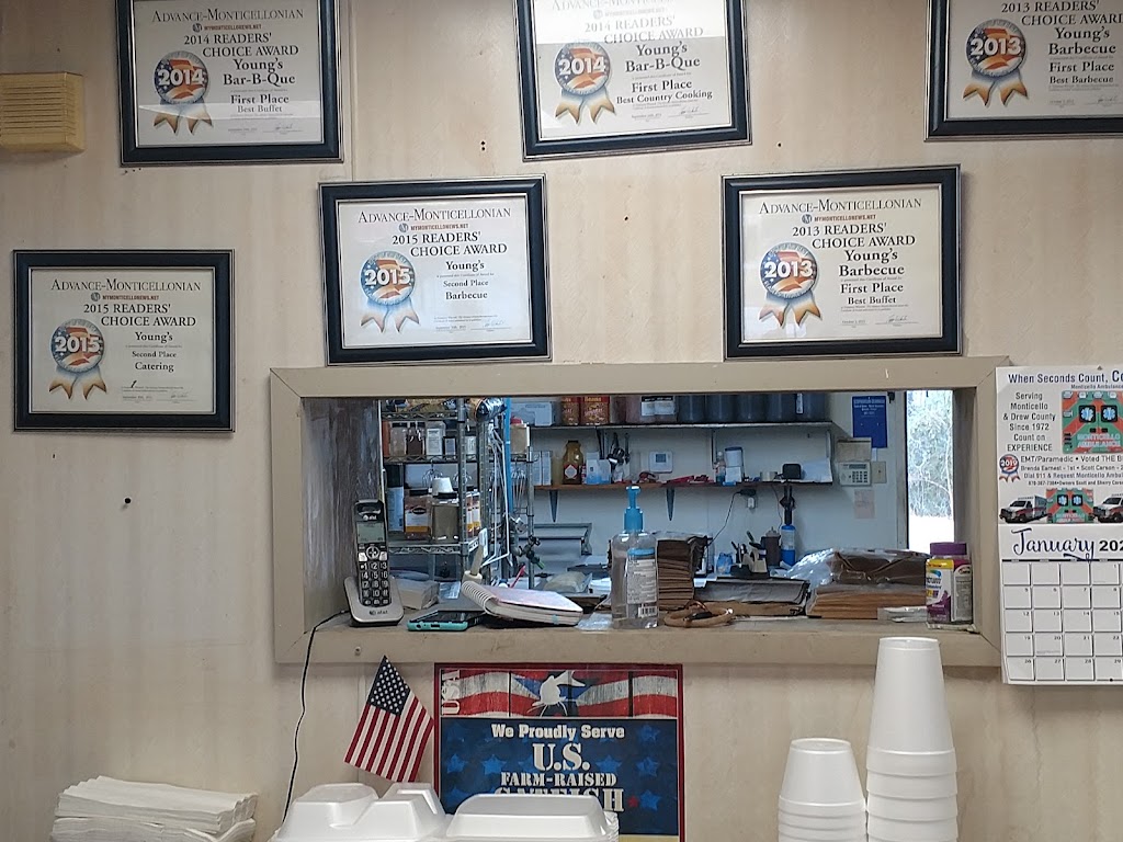 Youngs Barbecue | restaurant | 810 US-278, Monticello, AR 71655, USA | 8703675556 OR +1 870-367-5556