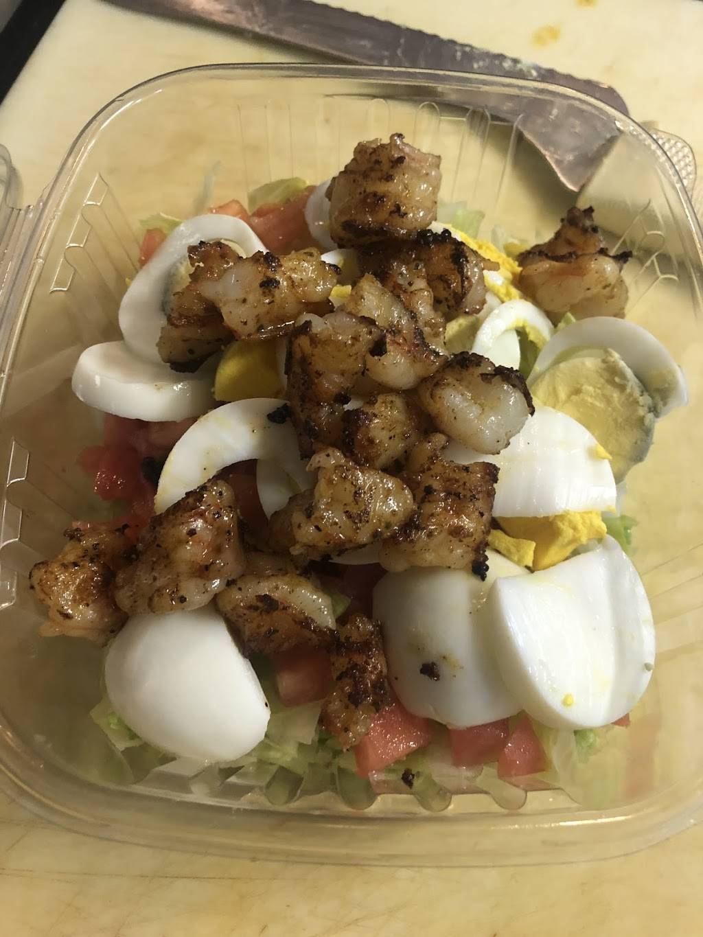 2 star Jr | restaurant | 2531 Chelsea Ave, Memphis, TN 38108, USA | 9015524509 OR +1 901-552-4509