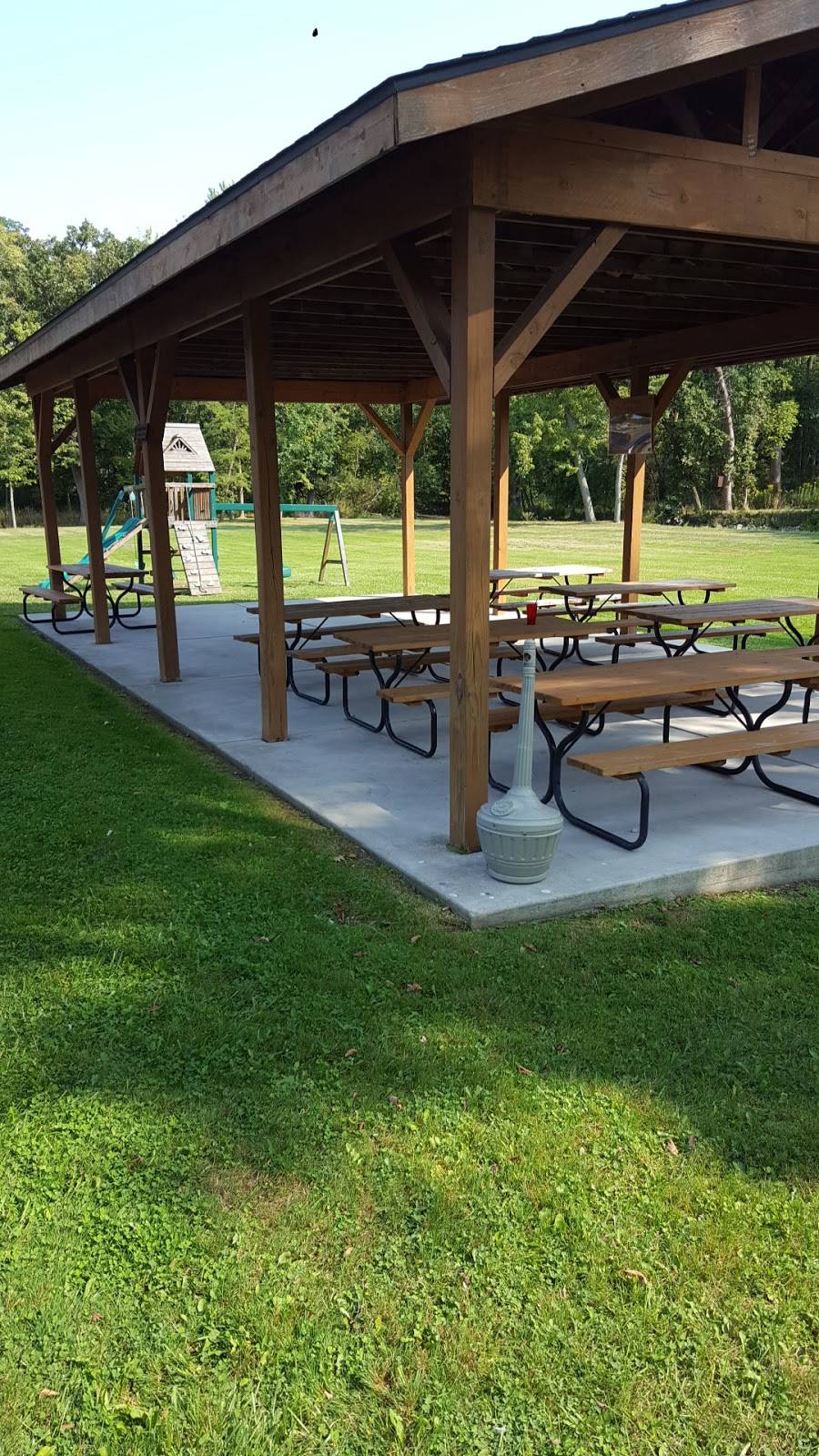 The Dam Bar & Grill | restaurant | 4665 W Main St, Lowell, IN 46356, USA | 2196960700 OR +1 219-696-0700