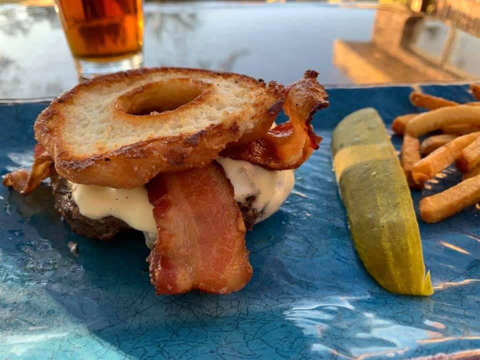 The Captains Quarters | restaurant | 2600 Savannah Hwy, Charleston, SC 29414, USA | 8435562595 OR +1 843-556-2595