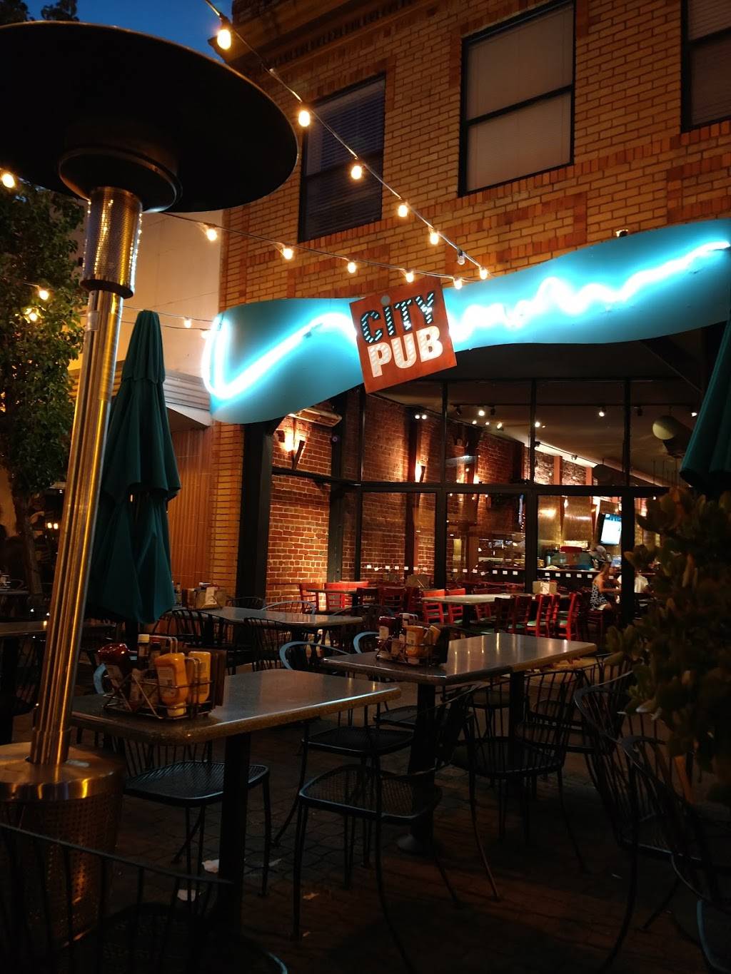 City Pub | restaurant | 2620 Broadway, Redwood City, CA 94063, USA | 6503632620 OR +1 650-363-2620