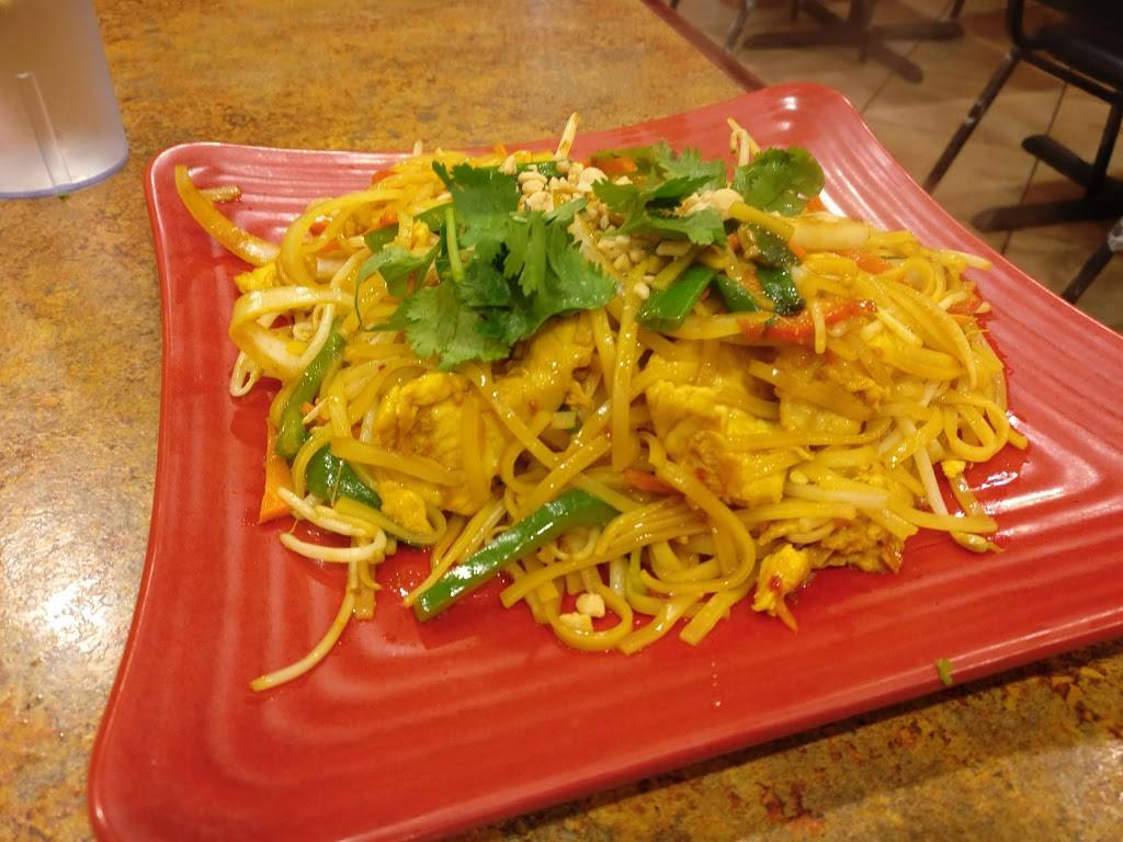 Rosies Pho Asian Noodles | restaurant | 2001 TX-6BUS, College Station, TX 77840, USA | 9796808580 OR +1 979-680-8580