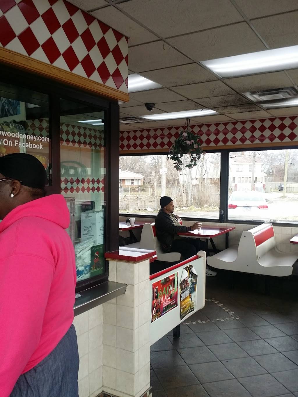 Hollywood Coney Island Restaurant | restaurant | 9951 Gratiot Ave, Detroit, MI 48213, USA | 3139253440 OR +1 313-925-3440