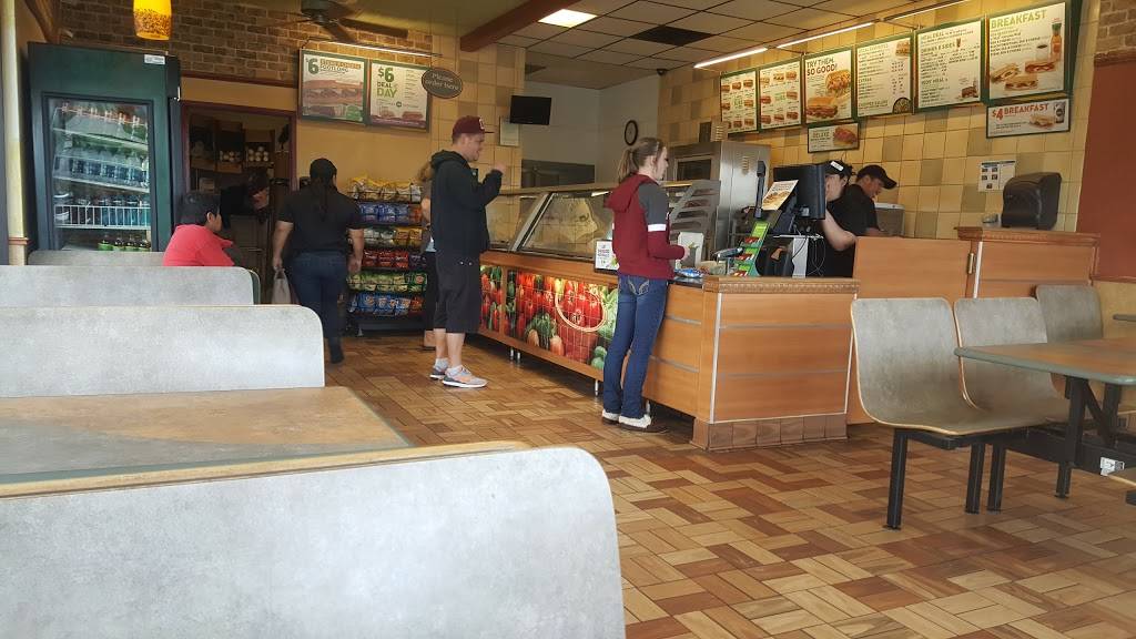 Subway | restaurant | 1201 W Main St Suite 21, Ripon, CA 95366, USA | 2095995555 OR +1 209-599-5555