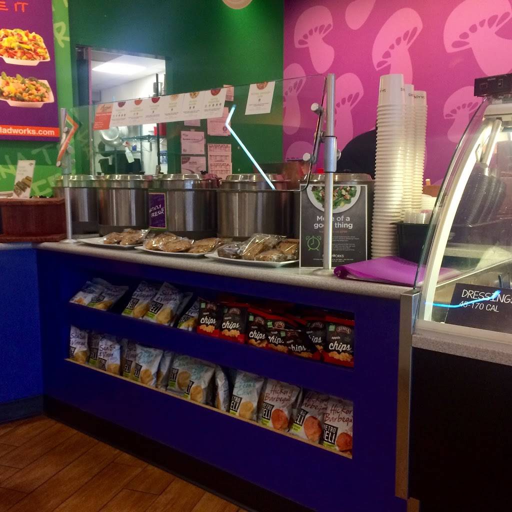 Saladworks | restaurant | 2111 State Hill Rd, Wyomissing, PA 19610, USA | 6103789100 OR +1 610-378-9100