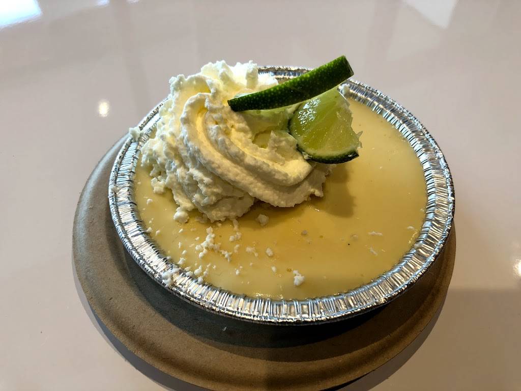 Cafe Rio Mexican Grill | restaurant | 10062 Darnestown Rd, Rockville, MD 20850, USA | 3013094111 OR +1 301-309-4111