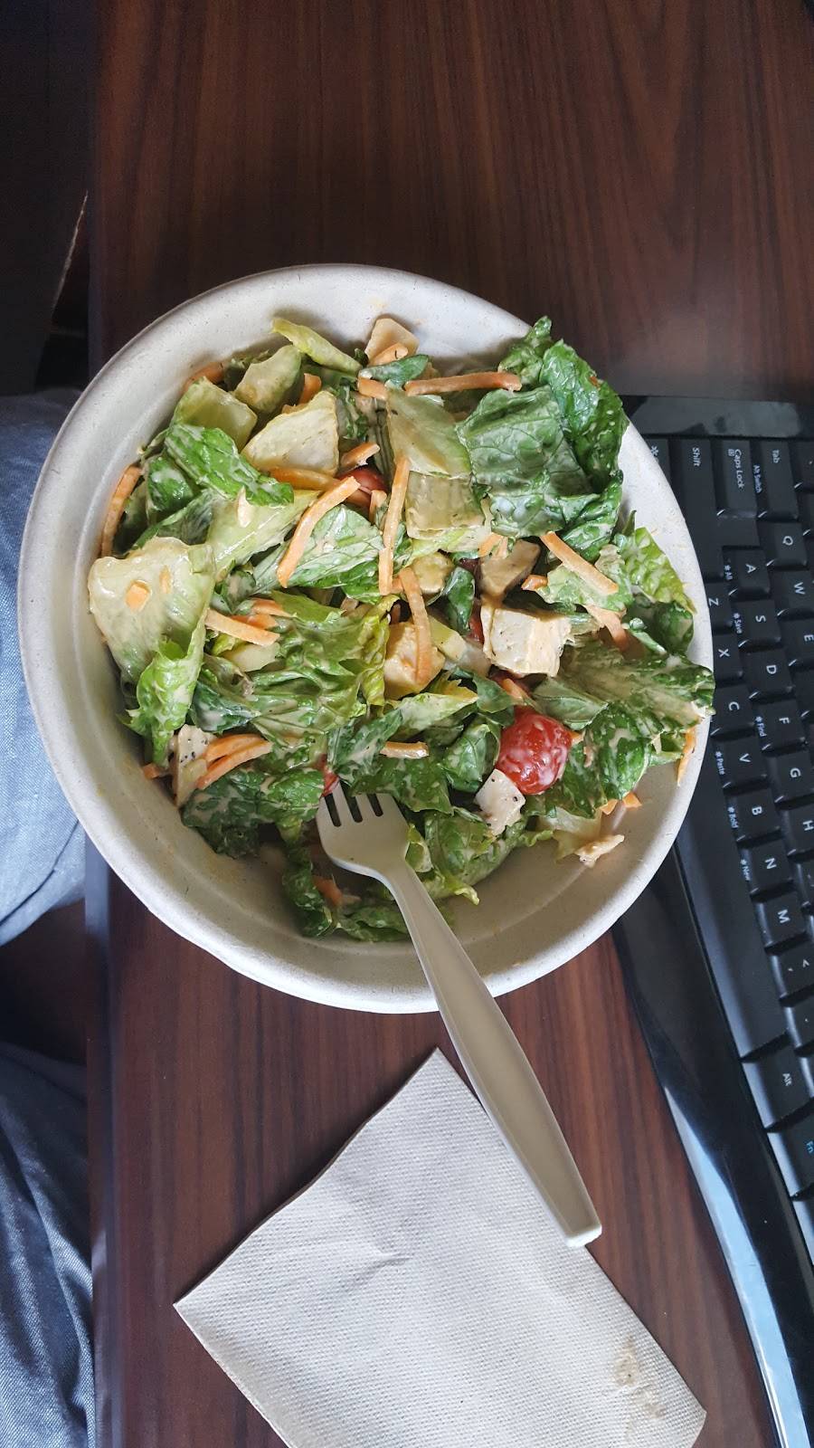 Freshii | restaurant | 200 E Randolph St LL03, Chicago, IL 60601, USA | 3122333399 OR +1 312-233-3399