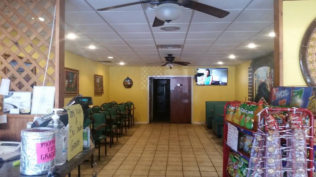 Panaderia La Estrella | restaurant | 635 NE Main St, Simpsonville, SC 29681, USA | 8647578170 OR +1 864-757-8170