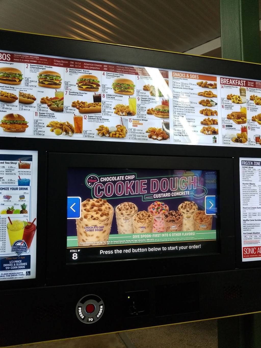 Sonic Drive-In | restaurant | 210 Pioneer Rd, Mesquite, TX 75149, USA | 9723293539 OR +1 972-329-3539