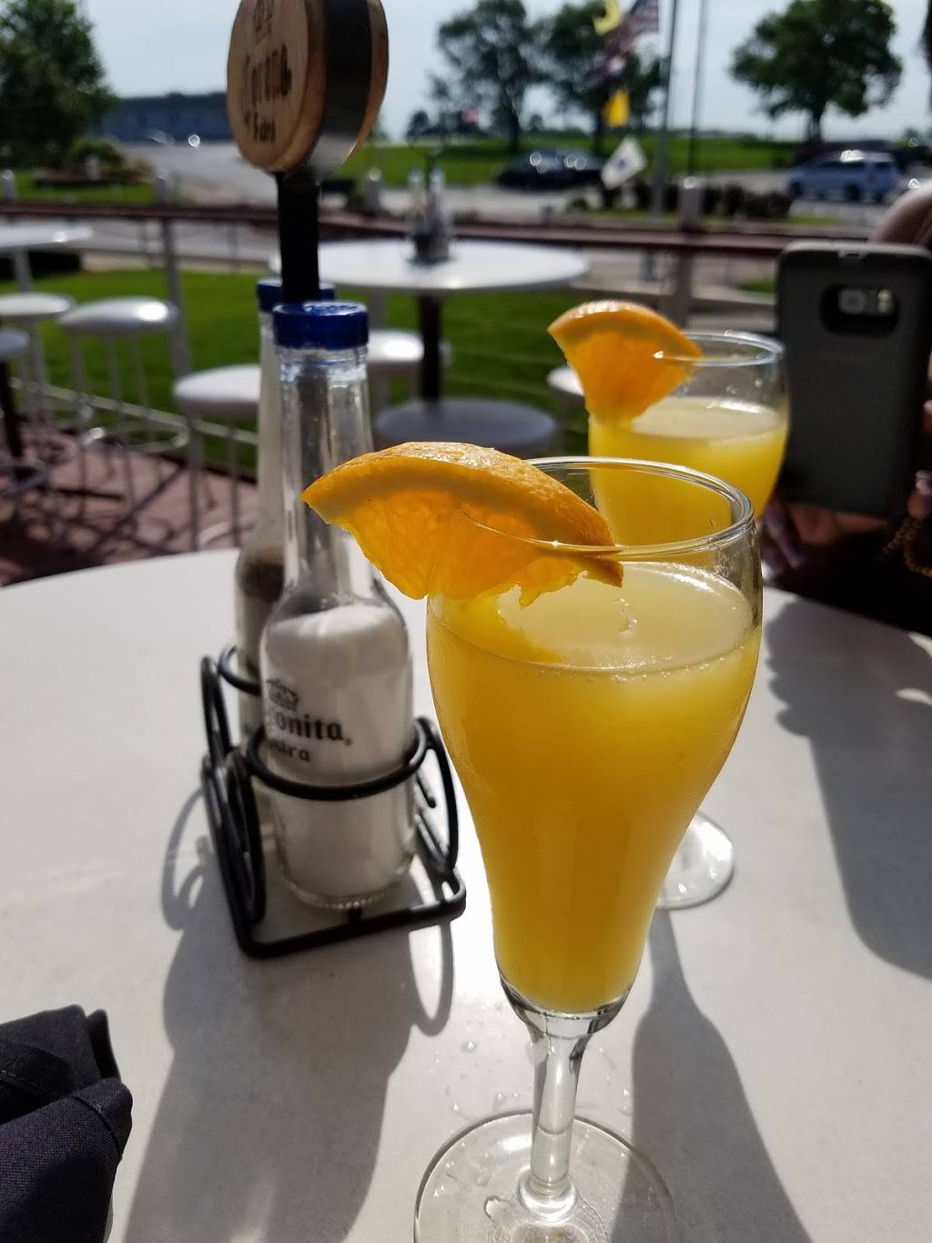 Ricks Cafe Boatyard | restaurant | 4050 Dandy Trail, Indianapolis, IN 46254, USA | 3172909300 OR +1 317-290-9300