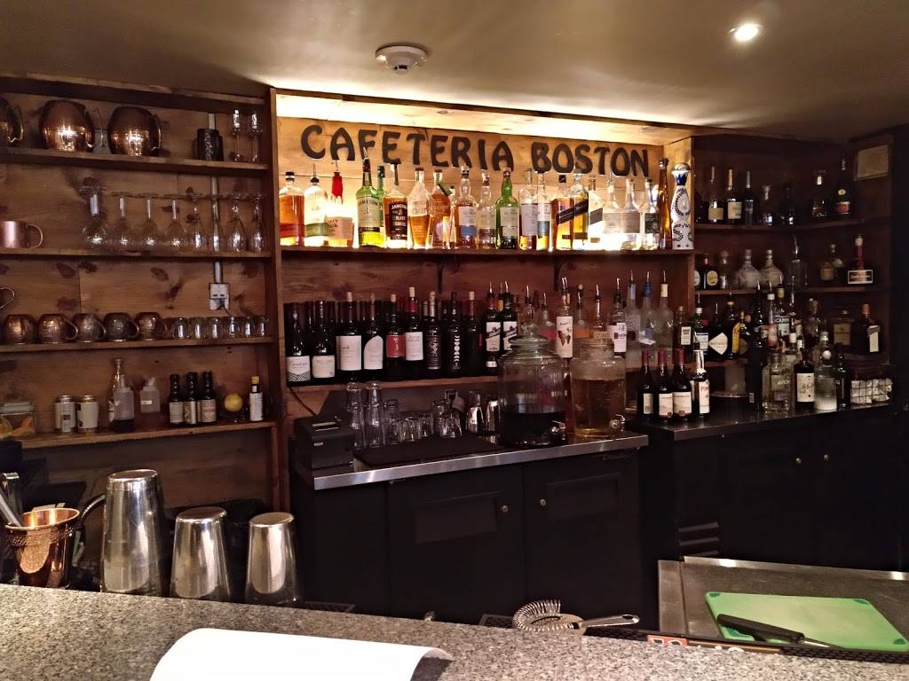 Cafeteria Boston | restaurant | 279a Newbury St, Boston, MA 02115, USA | 6175362233 OR +1 617-536-2233