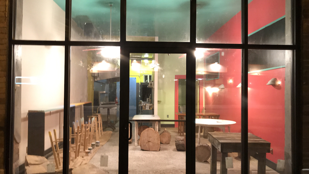 Happy Apple Cafe | restaurant | 5536 Troost Ave, Kansas City, MO 64110, USA | 8166058611 OR +1 816-605-8611