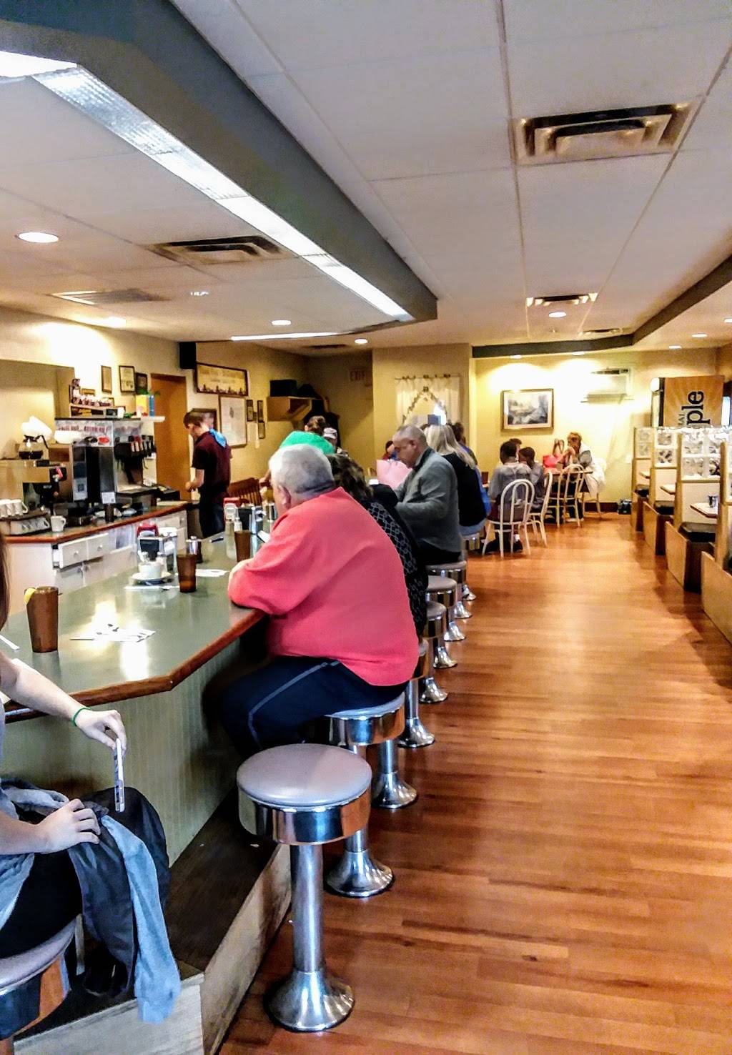 Neens Diner | restaurant | 1777 Brick Ave, Scranton, PA 18508, USA | 5703442120 OR +1 570-344-2120