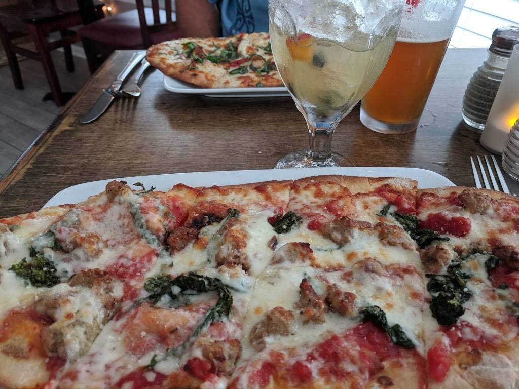 Pie | restaurant | 120 Central Blvd, Bethany Beach, DE 19930, USA | 3025392600 OR +1 302-539-2600