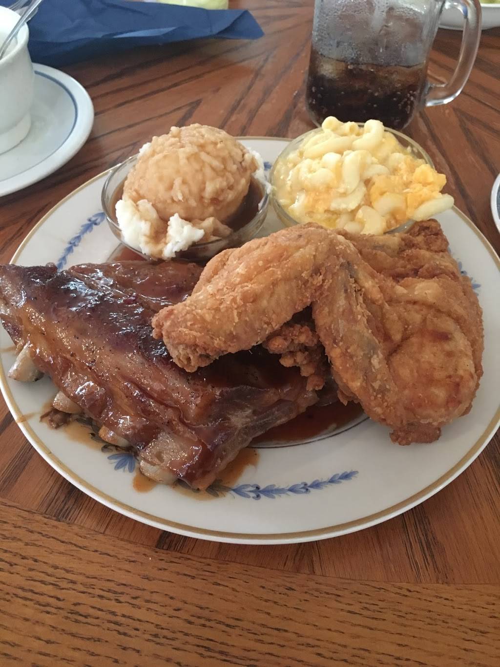 Barbelys Restaurant | restaurant | Newark, MD 21841, USA | 4106324500 OR +1 410-632-4500