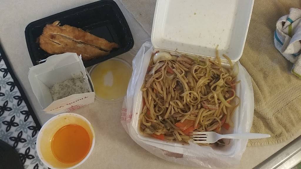 Lees Kitchen | restaurant | 11705 Perrin Beitel Rd, San Antonio, TX 78217, USA | 2105992200 OR +1 210-599-2200