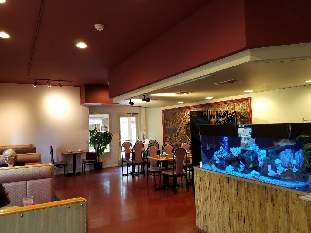 Macky Dim Sum Restaurant | restaurant | 28 E Sunset Way, Issaquah, WA 98027, USA | 4253917200 OR +1 425-391-7200