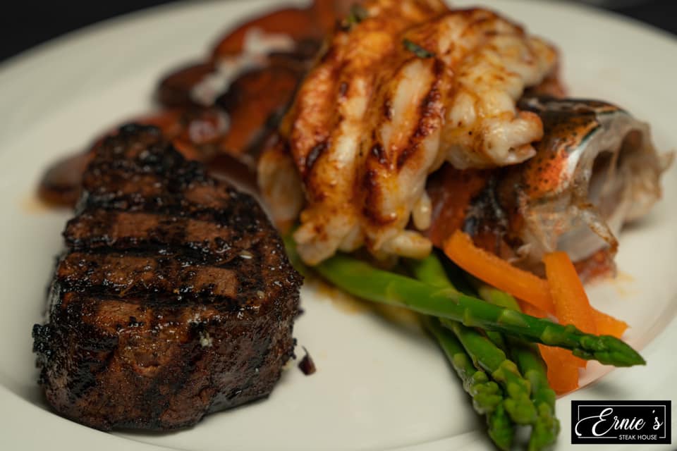 Ernies Steakhouse | restaurant | 9141 Wicker Ave, St John, IN 46373, USA | 2195580509 OR +1 219-558-0509