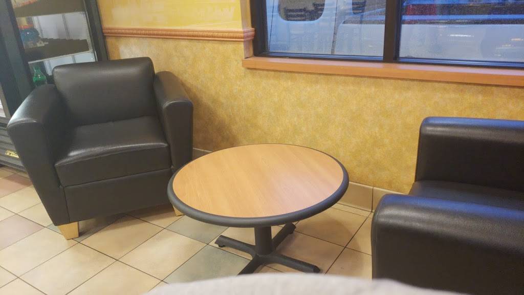 Subway | restaurant | 1355 N Detroit St, Xenia, OH 45385, USA | 9373727960 OR +1 937-372-7960