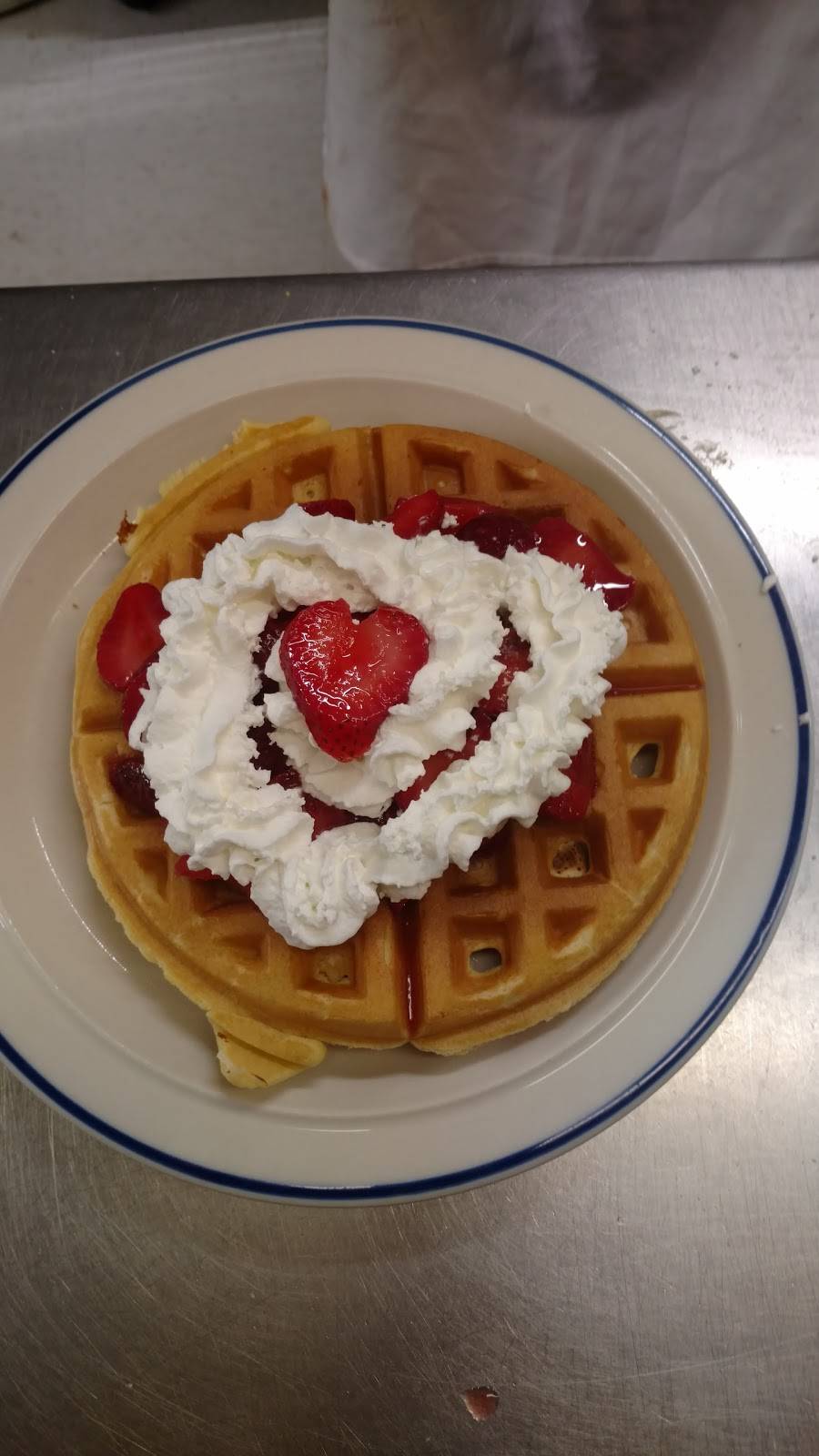 The Pantry Doerr Restaurant & Bakery | restaurant | 13 W Lapeer Rd, Peck, MI 48466, USA | 8103785055 OR +1 810-378-5055