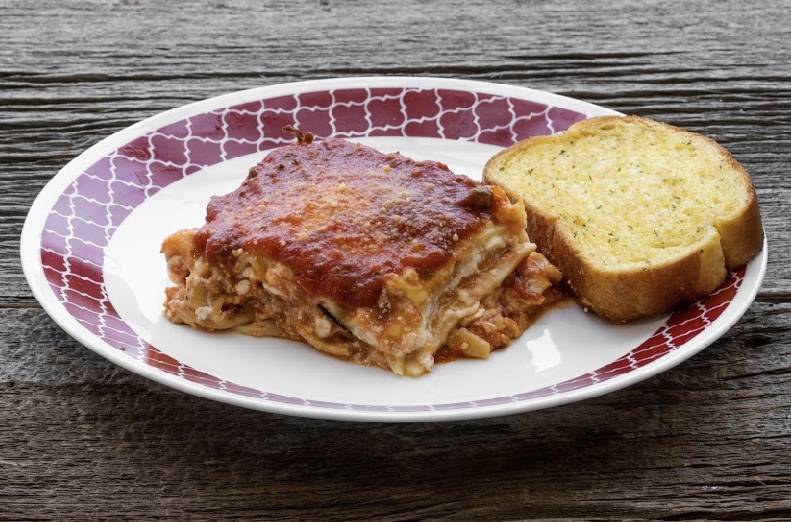 Vinnis Pizza | restaurant | 1067 Ontario St, Stratford, ON N5A 6W6, Canada | 5192721233 OR +1 519-272-1233