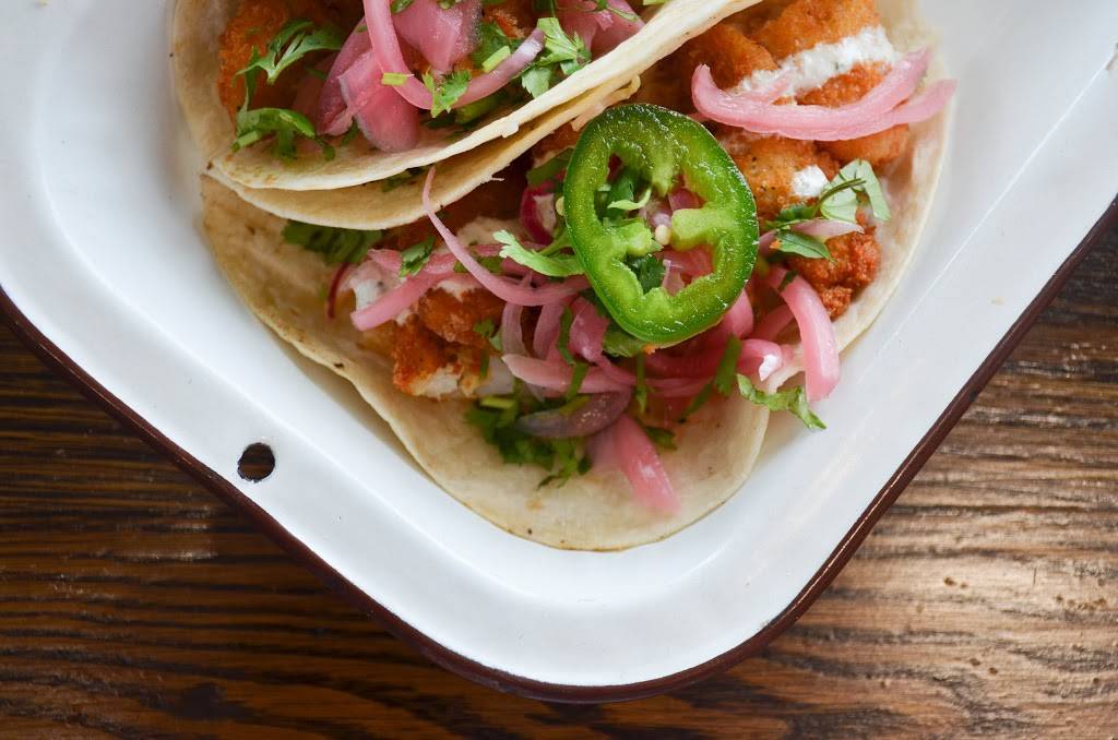 Brown Bag Seafood Co. | restaurant | 340 E Randolph St, Chicago, IL 60601, USA | 3124963999 OR +1 312-496-3999