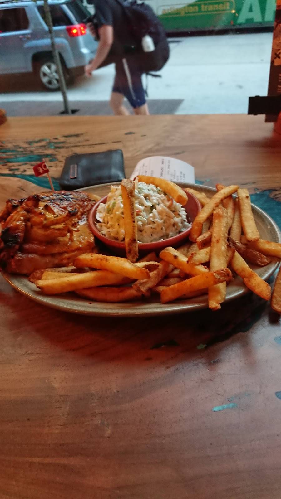 Nandos PERi-PERi | restaurant | 1800 N Lynn St #100, Arlington, VA 22209, USA | 5712007909 OR +1 571-200-7909