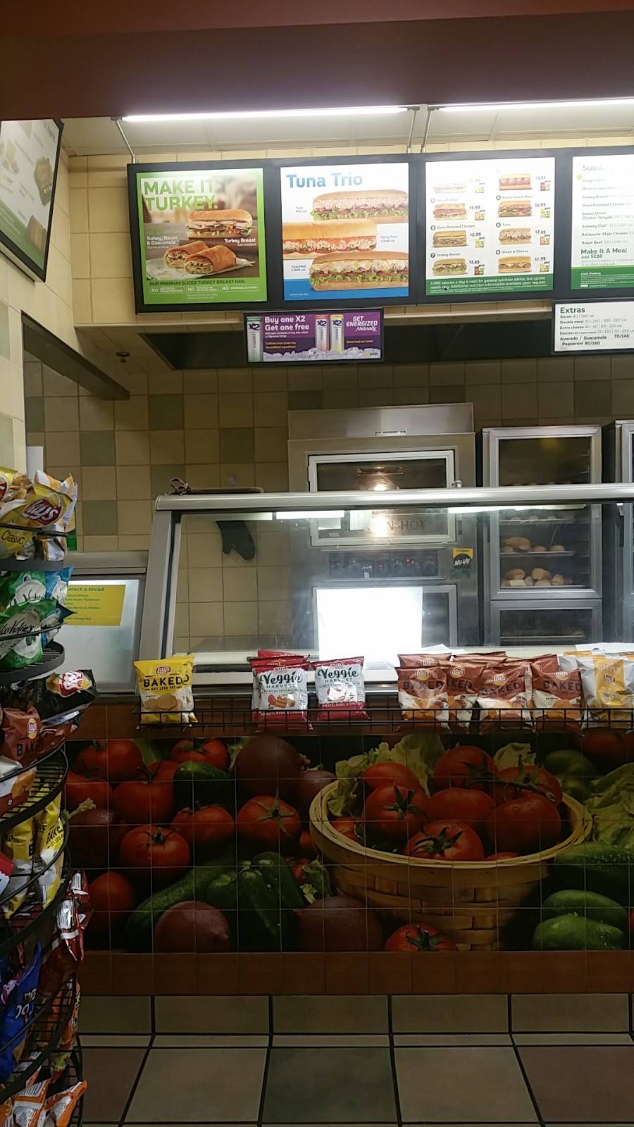 Subway Restaurants | restaurant | 2665 E Riverside Dr #7, Ontario, CA 91761, USA | 9099475548 OR +1 909-947-5548