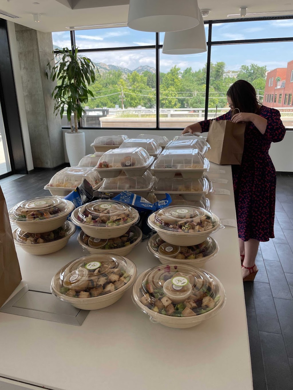 Scratch Kitchen - Denver | restaurant | 4190 Garfield St, Denver, CO 80216, USA | 7207904222 OR +1 720-790-4222