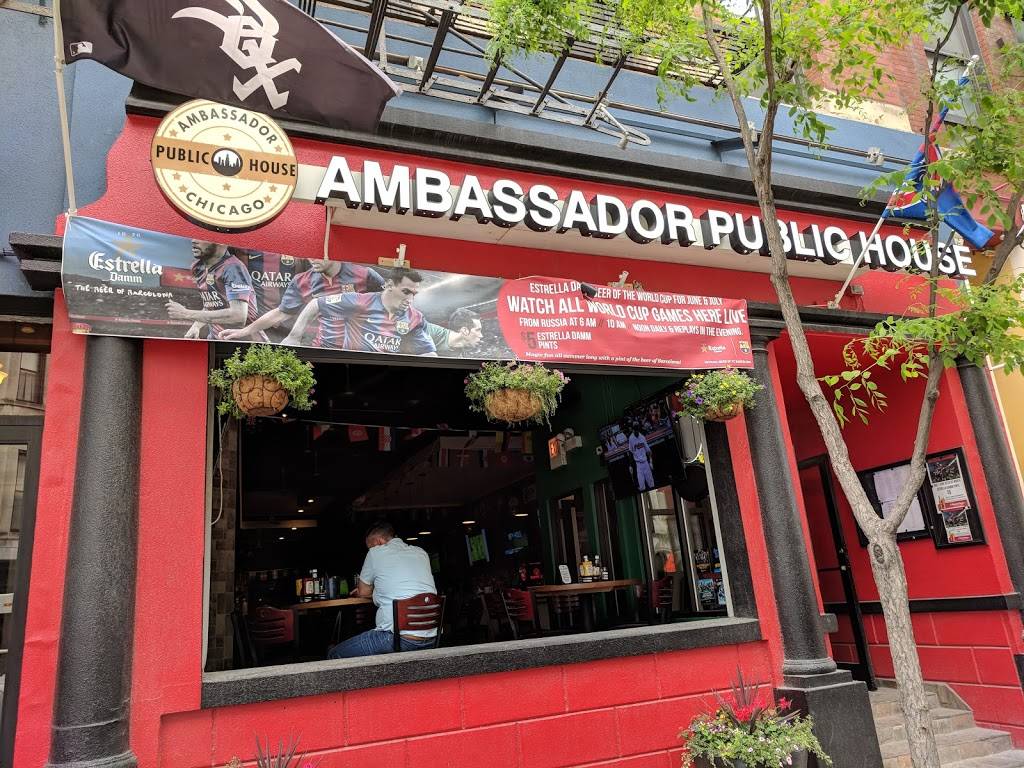 The Ambassador Public House | restaurant | 310 S Halsted St, Chicago, IL 60661, USA | 3128889961 OR +1 312-888-9961