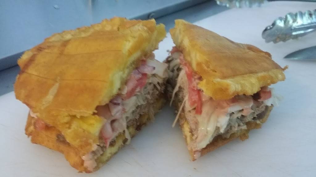 FrizTanga Cibao | restaurant | 145 Park Ave, Newark, NJ 07104, USA | 2019894508 OR +1 201-989-4508