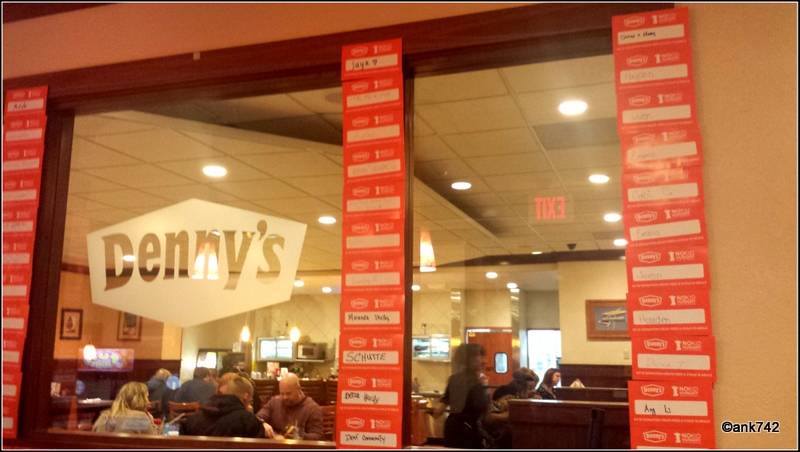 Dennys | restaurant | 702 W Town Center Blvd, Champaign, IL 61822, USA | 2173597044 OR +1 217-359-7044