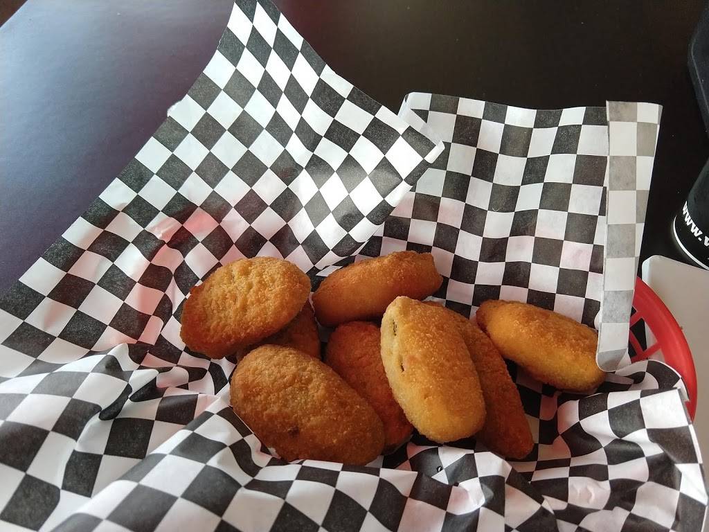 Wings Empire | restaurant | 7520 El Cajon Blvd, La Mesa, CA 91942, USA | 6194614444 OR +1 619-461-4444