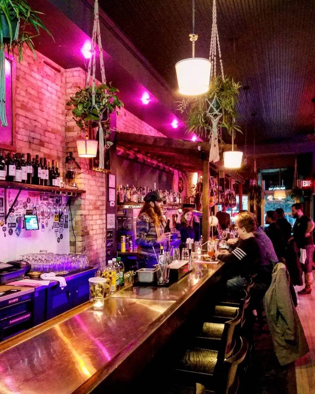 Snack Boys | restaurant | 814 S 2nd St, Milwaukee, WI 53204, USA | 4145095975 OR +1 414-509-5975