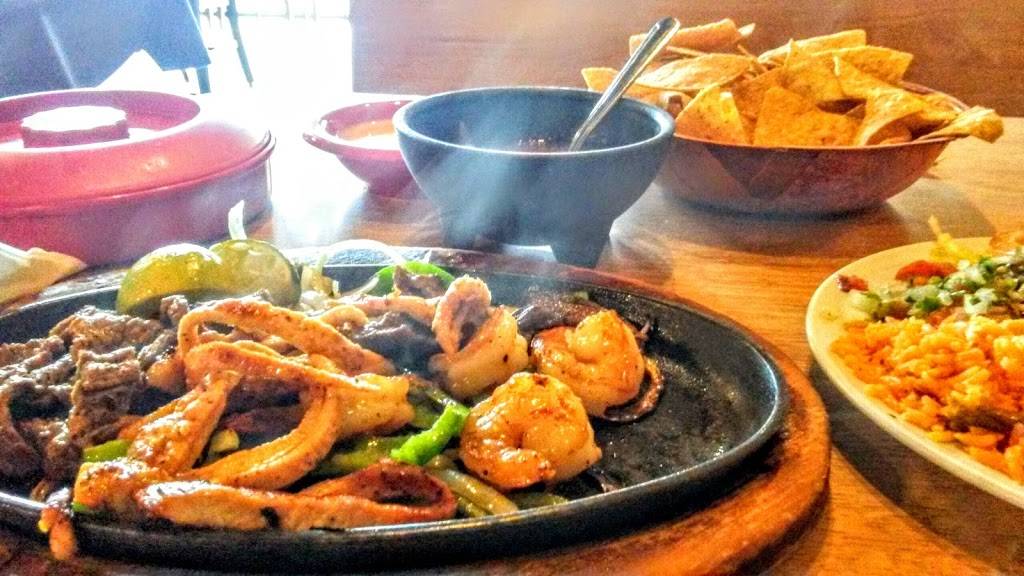 Taqueria Mexicano Grill & Bar | restaurant | 15267 Southwest Fwy, Sugar Land, TX 77478, USA | 2813251028 OR +1 281-325-1028