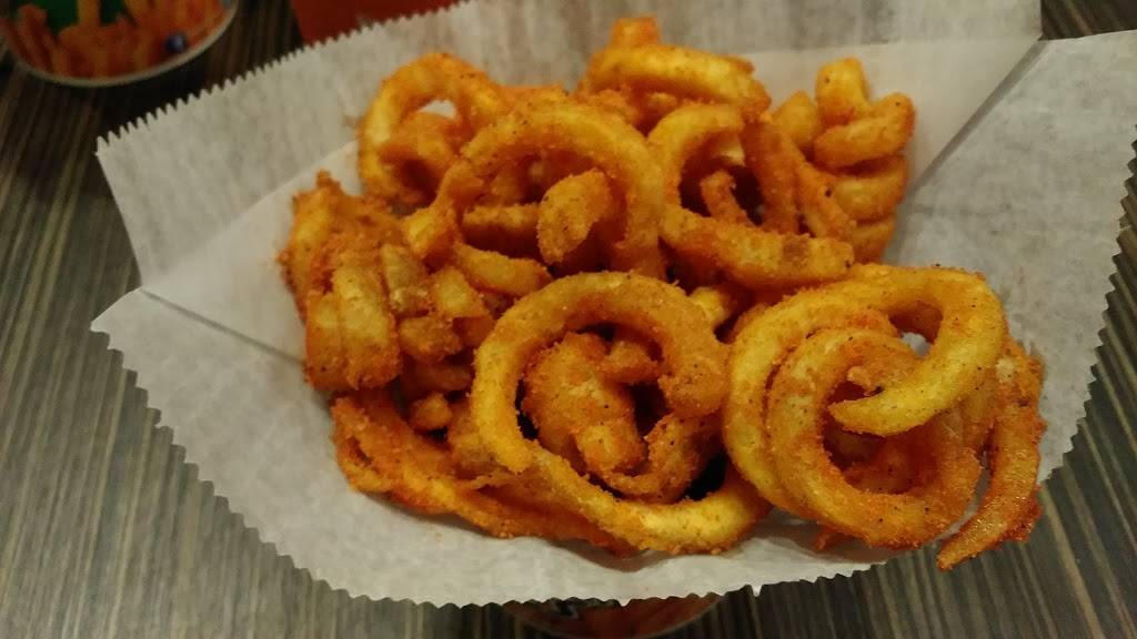 Potato Corner | restaurant | 9301 Tampa Ave, Northridge, CA 91324, USA | 8188502004 OR +1 818-850-2004