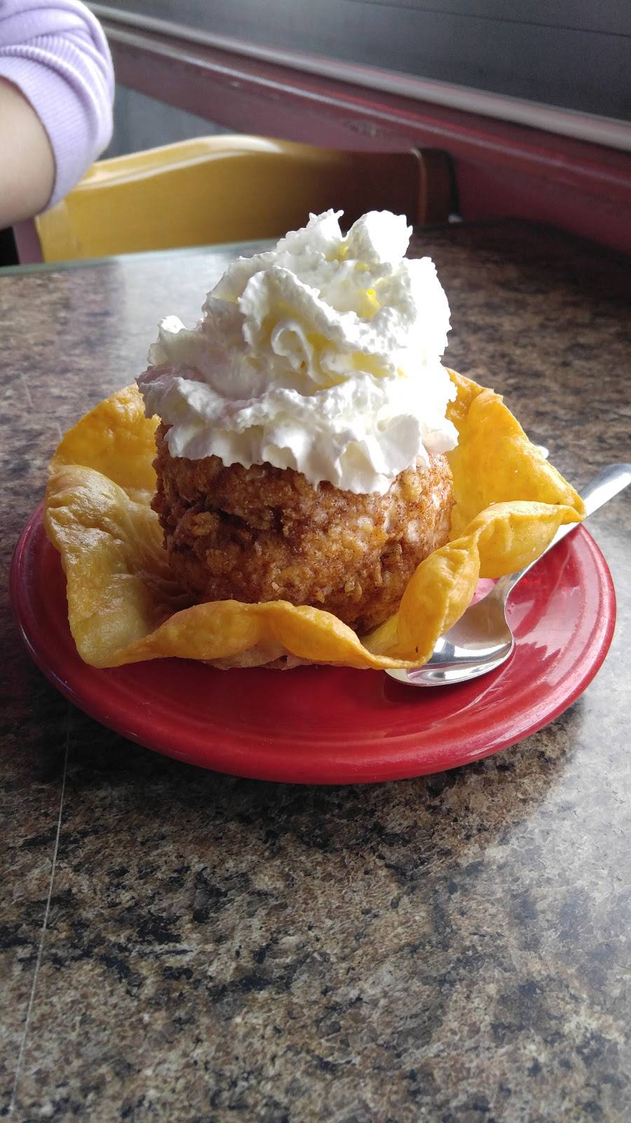 Jose Muldoons Powers | restaurant | 5710 S Carefree Cir, Colorado Springs, CO 80917, USA | 7195745673 OR +1 719-574-5673