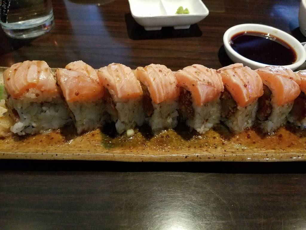 Starfish Sushi | restaurant | 5600 Wilshire Blvd, Los Angeles, CA 90036, USA | 3239335600 OR +1 323-933-5600