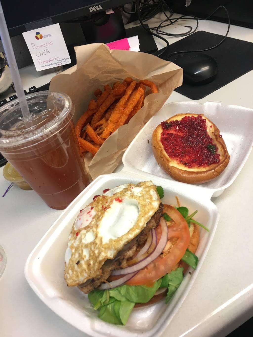 Chop House Burger | restaurant | 1501 Main St, Dallas, TX 75201, USA | 2147412747 OR +1 214-741-2747