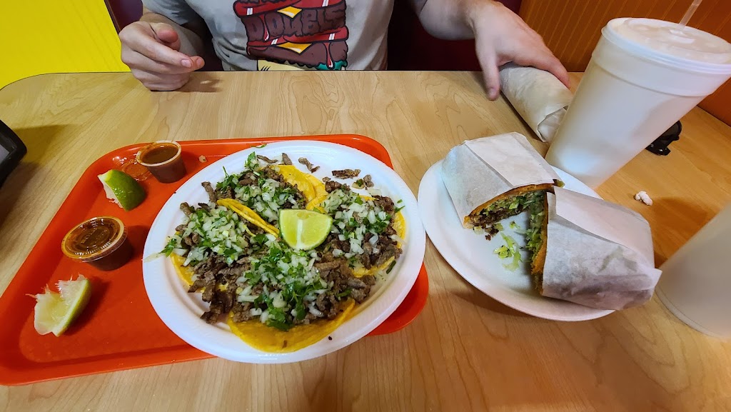 Super burrito’s Mexican food | restaurant | 2600 Churn Crk Rd, Redding, CA 96002, USA | 5303382115 OR +1 530-338-2115