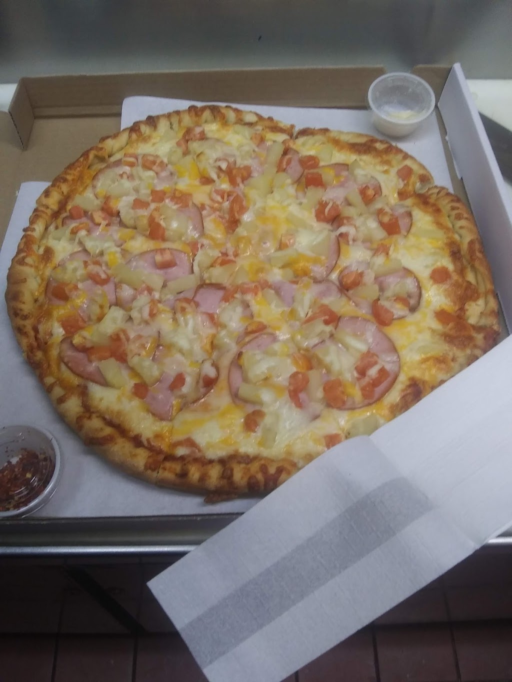 Russs Place | restaurant | 505 Willamette St, Umatilla, OR 97882, USA | 5419222626 OR +1 541-922-2626