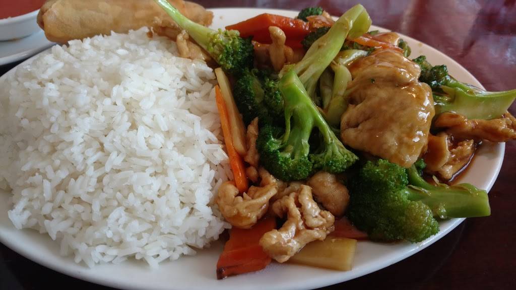 Chen Chinese Cuisine | restaurant | 6100 Northwest Hwy, Crystal Lake, IL 60014, USA | 8153568899 OR +1 815-356-8899
